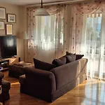 Apartament With Terrace And Garage