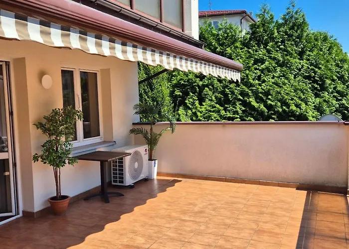 With Terrace And Garage * Kraków